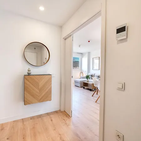 Xpce Urban 6 Skyline - Parking Free Apartment *